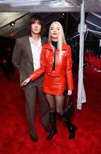 Anya-Taylor-Joy-Red-Mini-Skirt-Upskirt-2.jpg